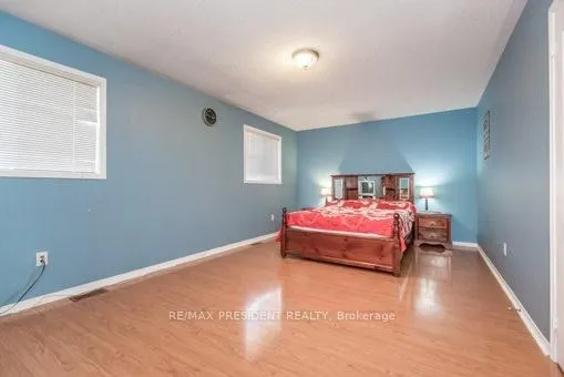 Photo 9 of Unit Upper Level, 44 Gold Hill Road W, Brampton, Fletcher's Creek Village — HOMEH
