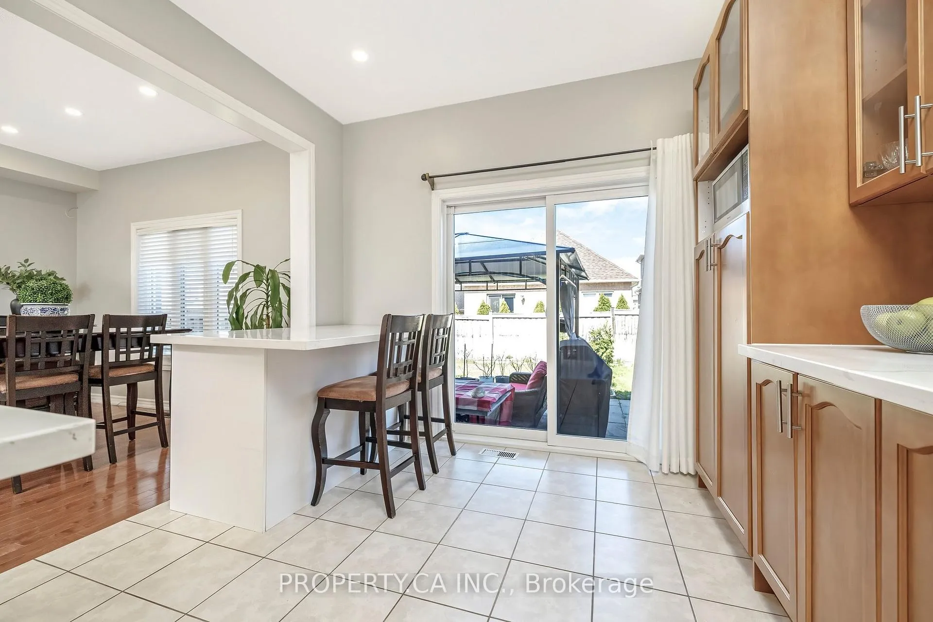 Photo 8 of 211 Mclaughlin Avenue, Milton, Willmott — HOMEH