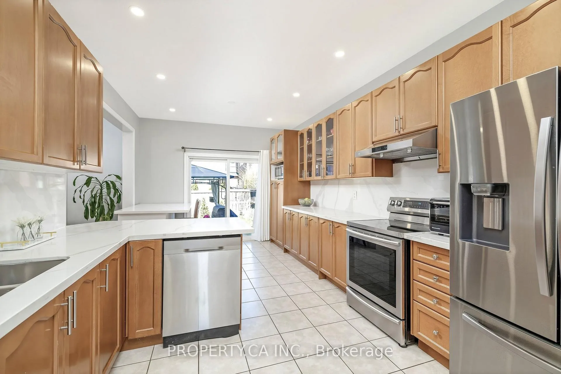 Photo 10 of 211 Mclaughlin Avenue, Milton, Willmott — HOMEH