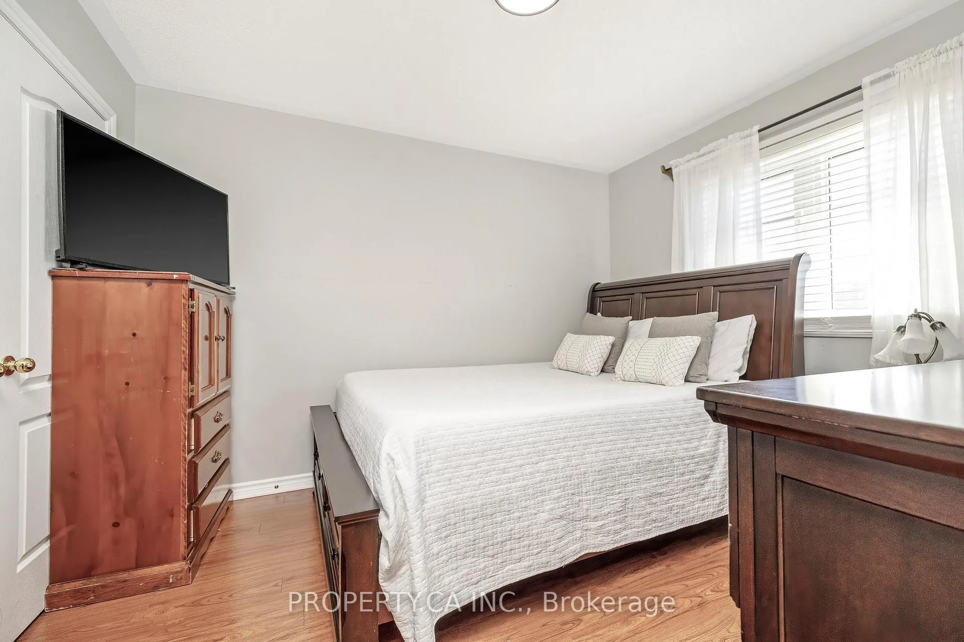 Photo 16 of 211 Mclaughlin Avenue, Milton, Willmott — HOMEH