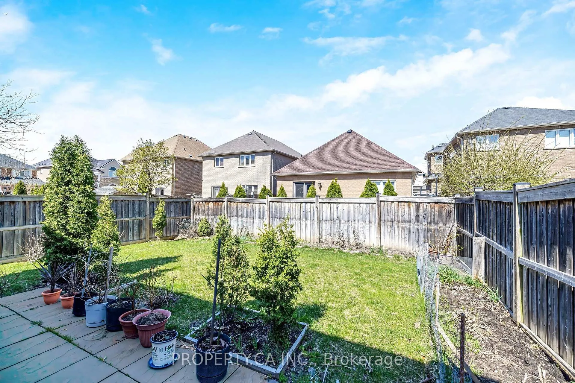 Photo 30 of 211 Mclaughlin Avenue, Milton, Willmott — HOMEH