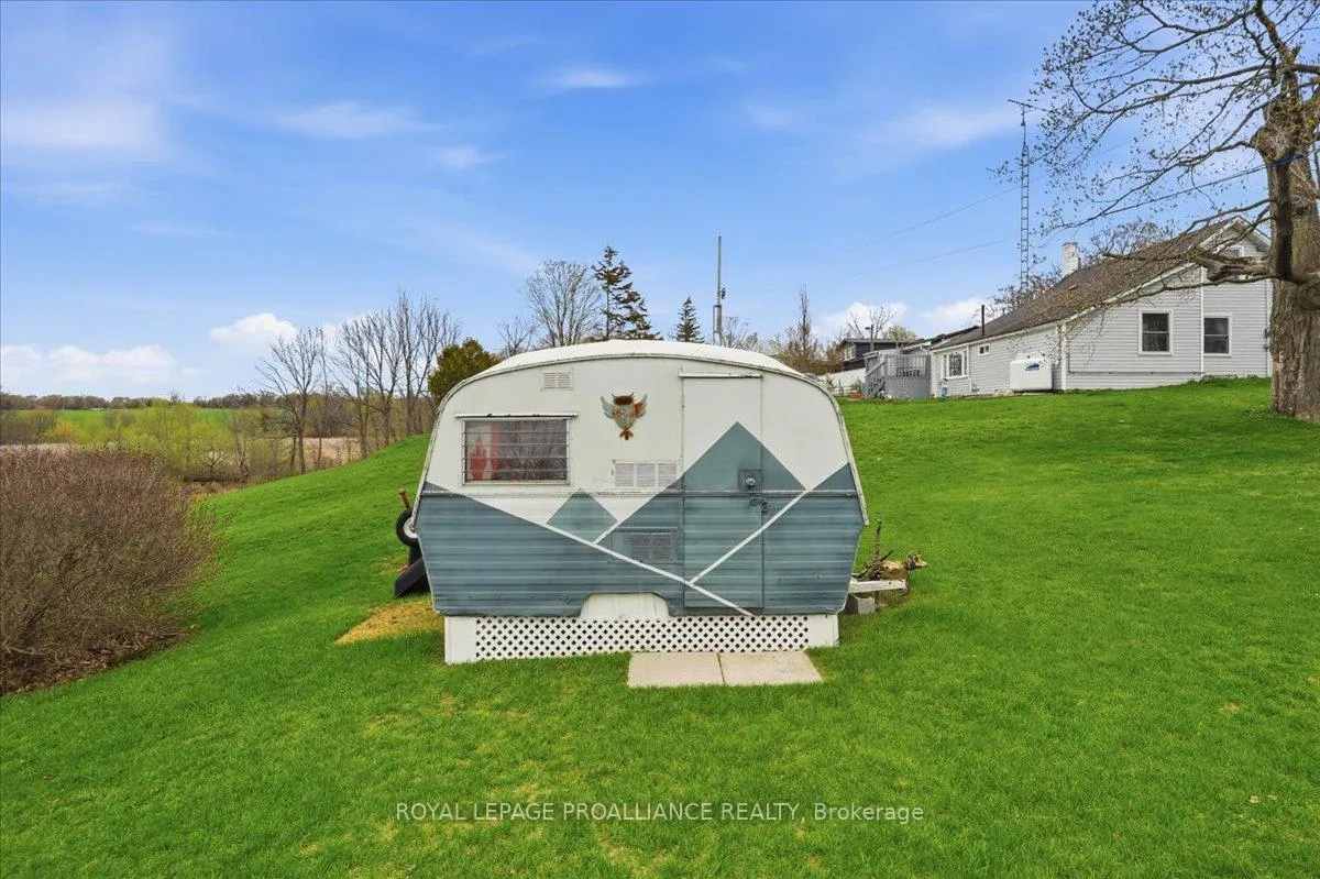 Photo 32 of 1724B County Road 10, Prince Edward County, Athol Ward — HOMEH