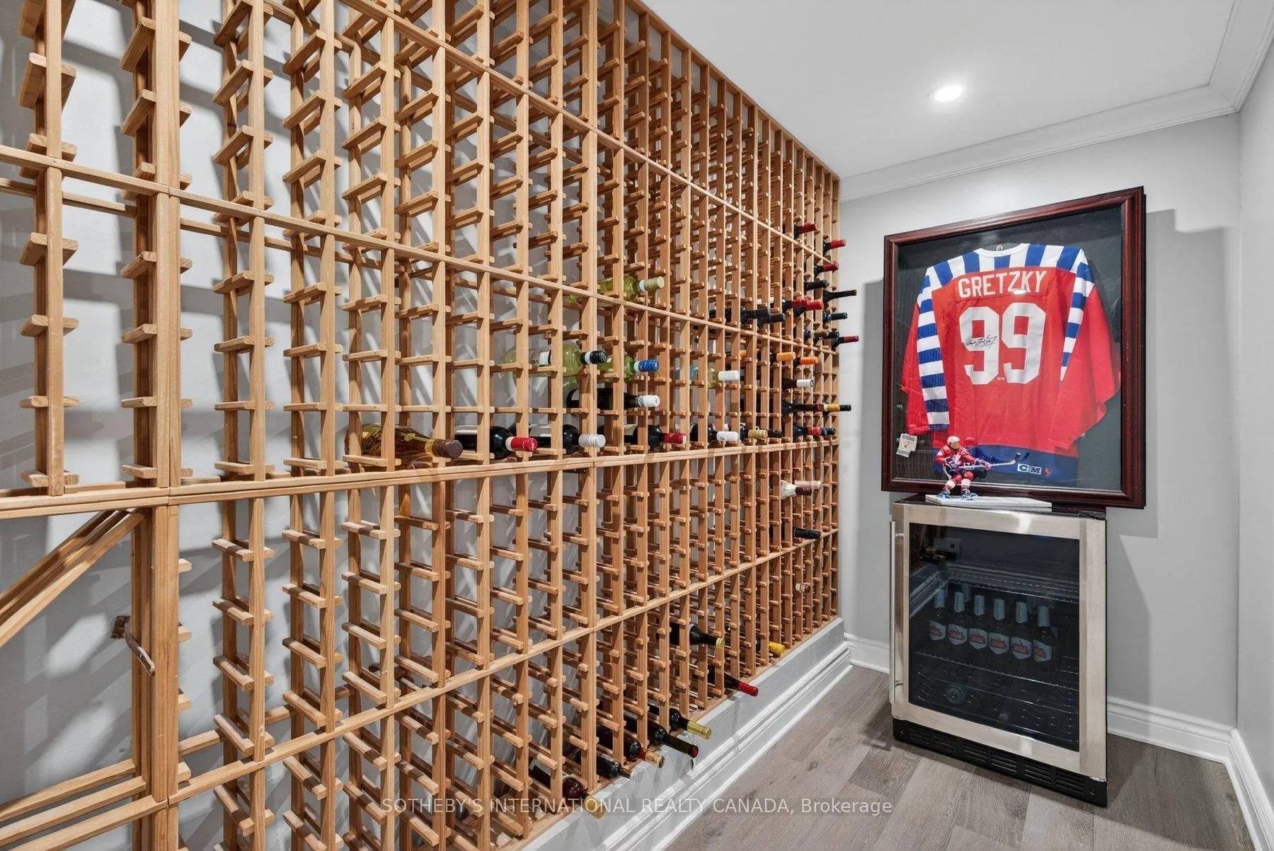Photo 38 of 1383 Winterberry Drive, Burlington, Tyandaga — HOMEH