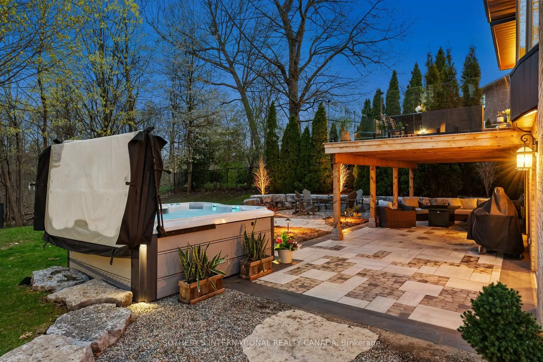 Photo 45 of 1383 Winterberry Drive, Burlington, Tyandaga — HOMEH