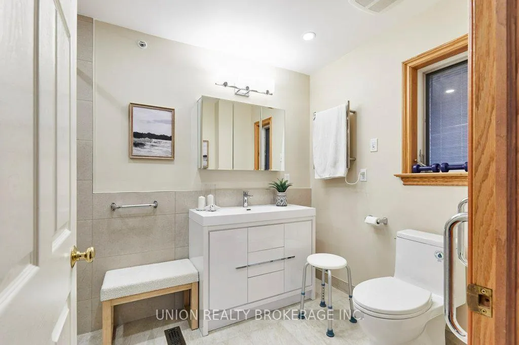 Photo 16 of 59 Hammersmith Avenue, Toronto, The Beaches — HOMEH