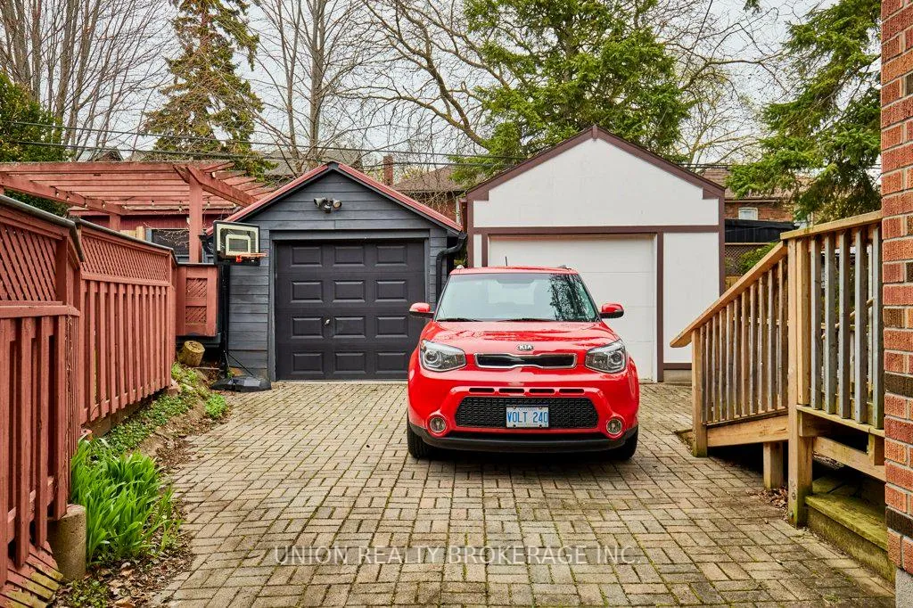 Photo 29 of 59 Hammersmith Avenue, Toronto, The Beaches — HOMEH