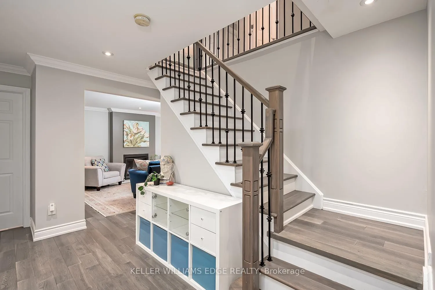 Photo 6 of 2475 Cavendish Drive, Burlington, Brant Hills — HOMEH