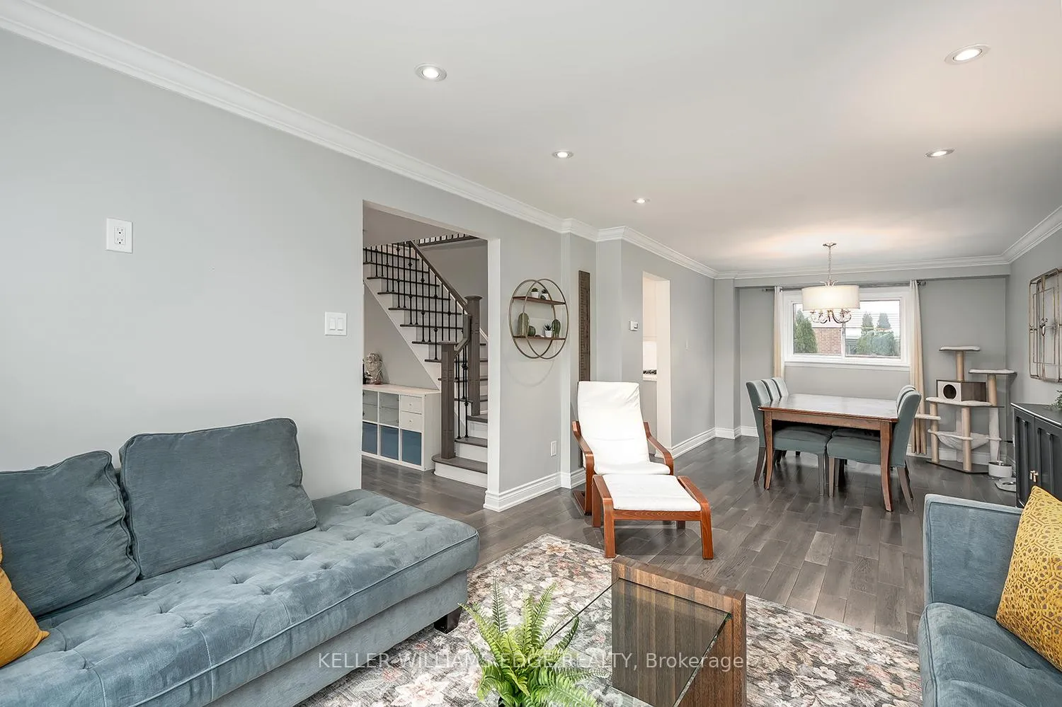 Photo 9 of 2475 Cavendish Drive, Burlington, Brant Hills — HOMEH