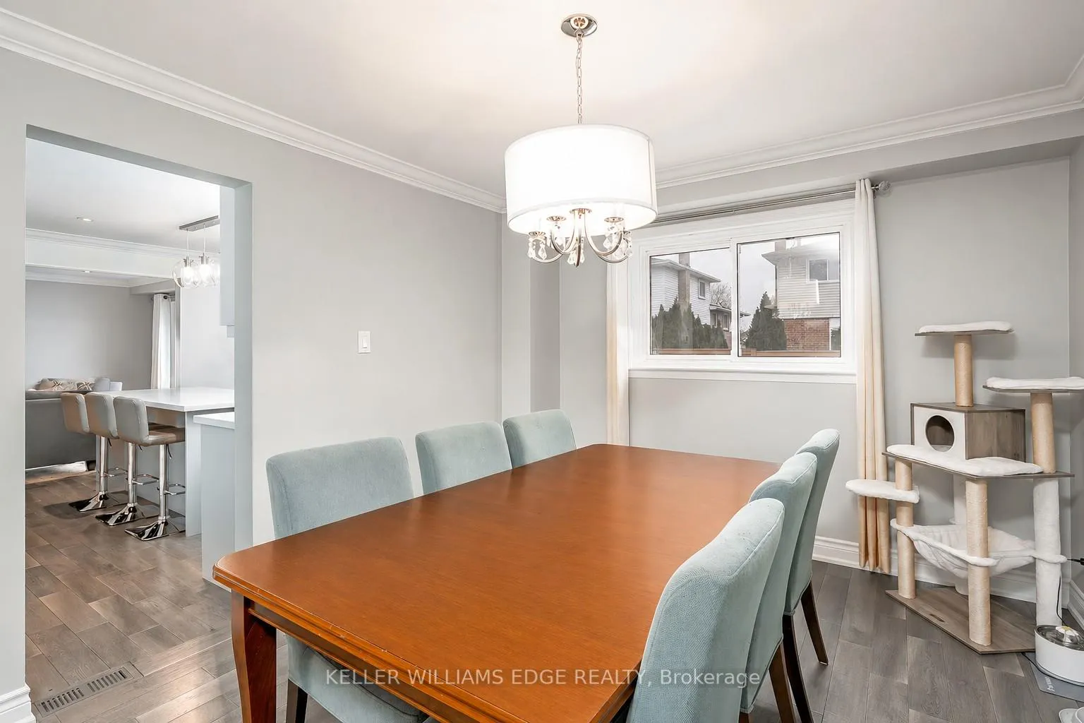 Photo 10 of 2475 Cavendish Drive, Burlington, Brant Hills — HOMEH