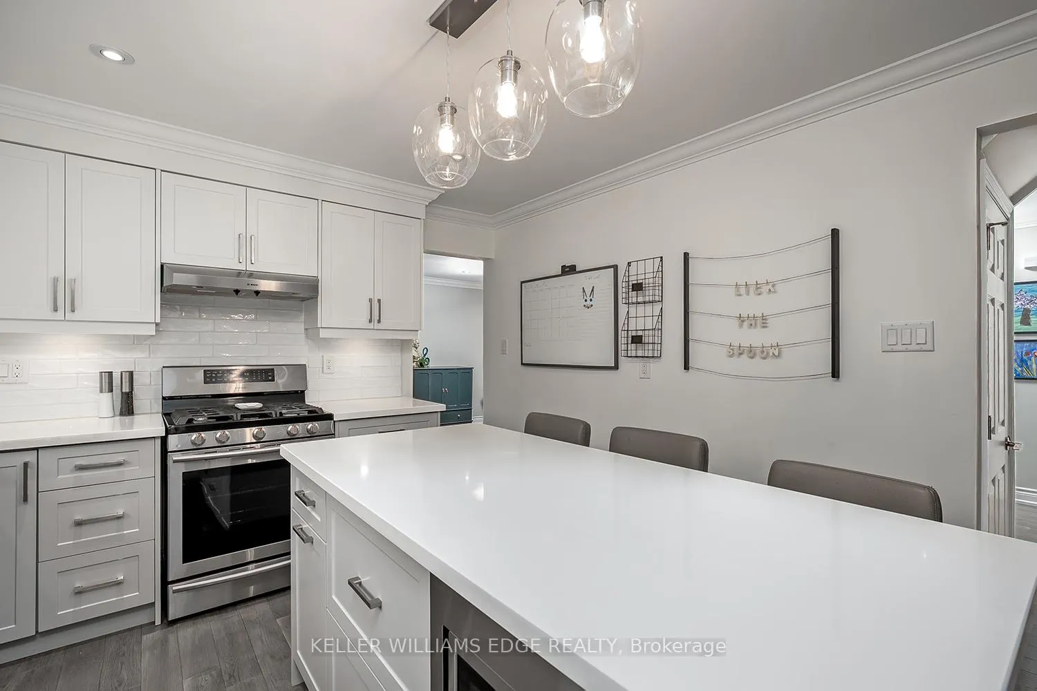 Photo 14 of 2475 Cavendish Drive, Burlington, Brant Hills — HOMEH