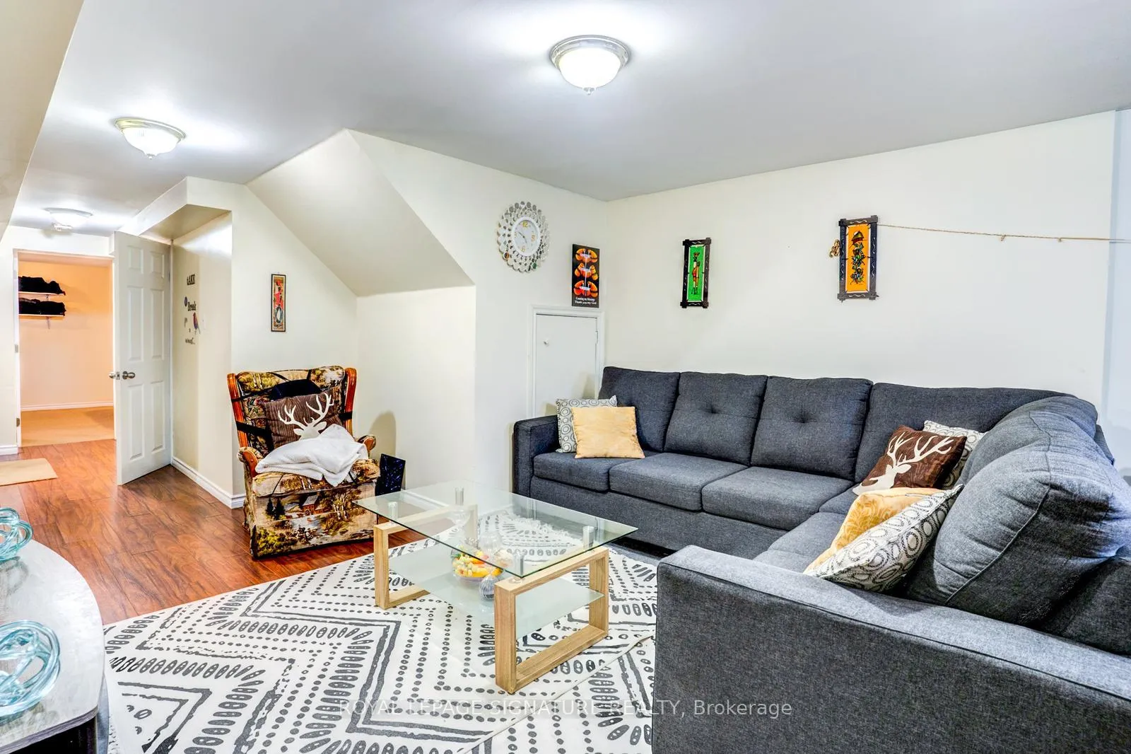 Photo 18 of 15 Epsom Downs Drive, Brampton, Southgate — HOMEH