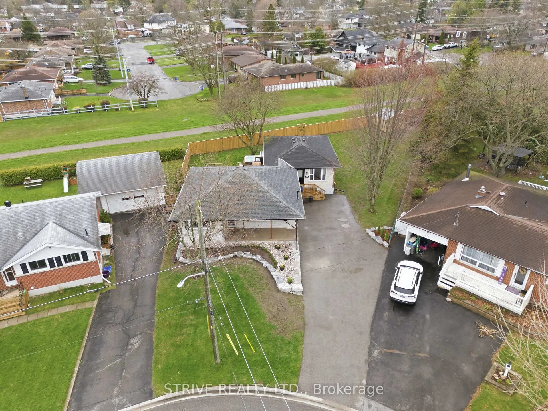Photo 3 of 657 Hayden Crescent, Cobourg — HOMEH