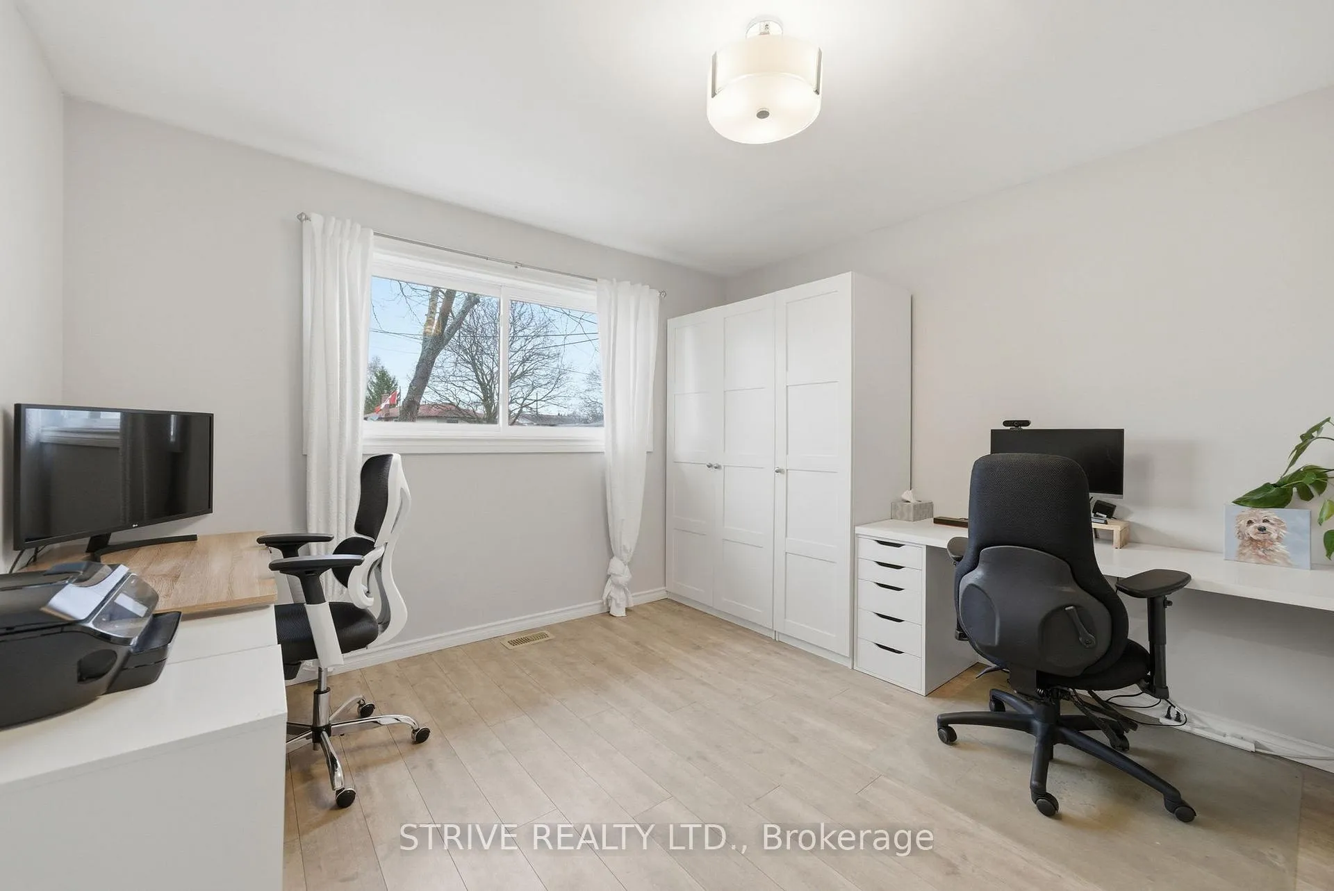 Photo 16 of 657 Hayden Crescent, Cobourg — HOMEH