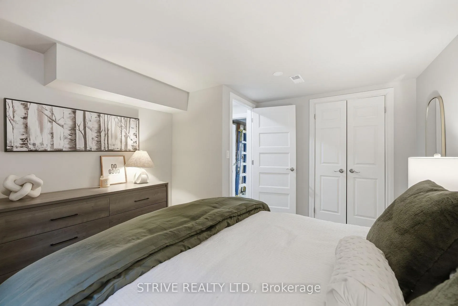 Photo 23 of 657 Hayden Crescent, Cobourg — HOMEH