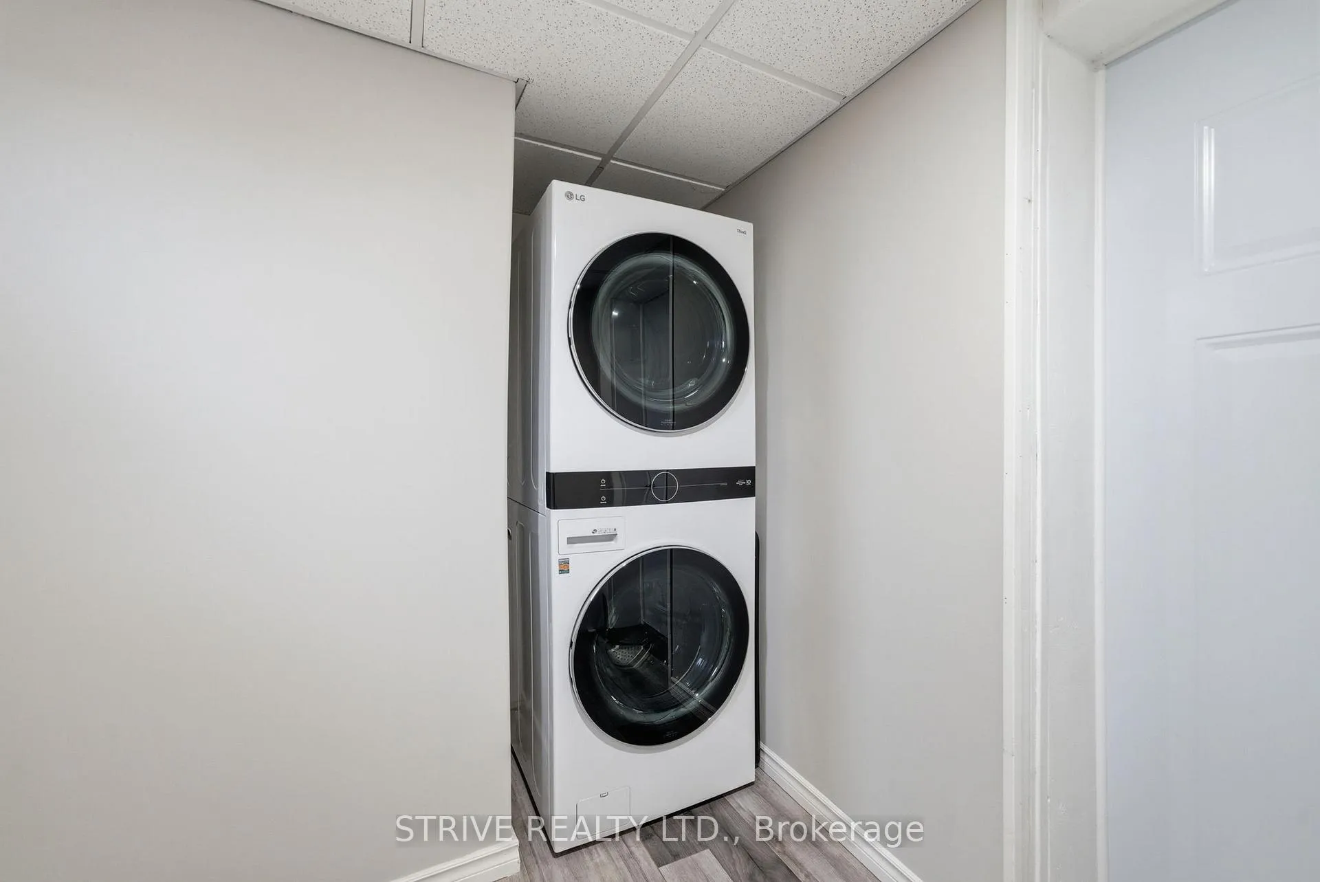 Photo 25 of 657 Hayden Crescent, Cobourg — HOMEH