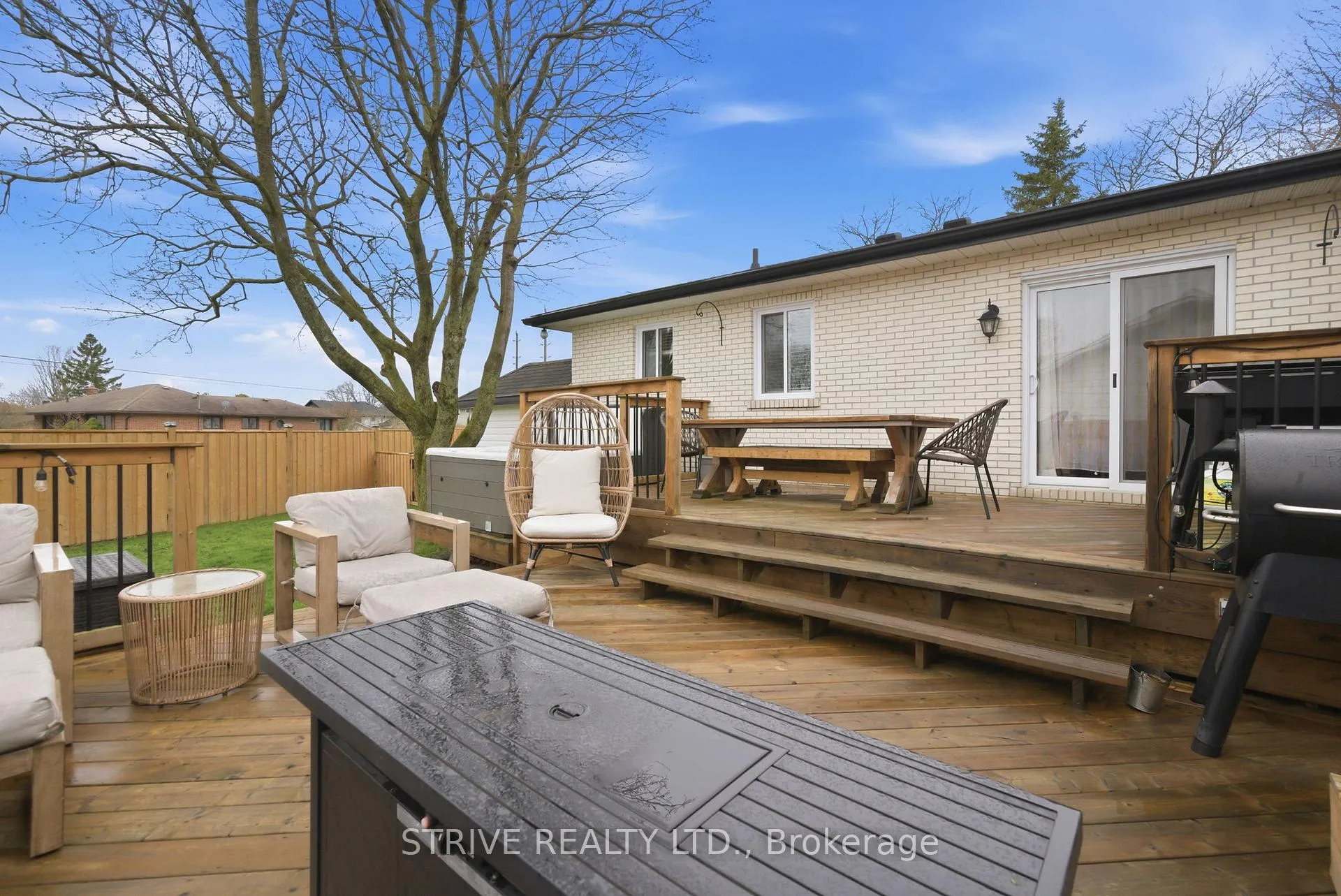 Photo 40 of 657 Hayden Crescent, Cobourg — HOMEH