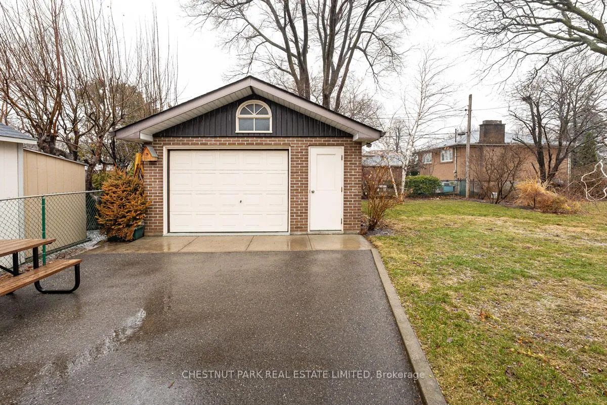 Photo 20 of 16 Vanderbrent Crescent, Etobicoke, Willowridge-Martingrove-Richview — HOMEH