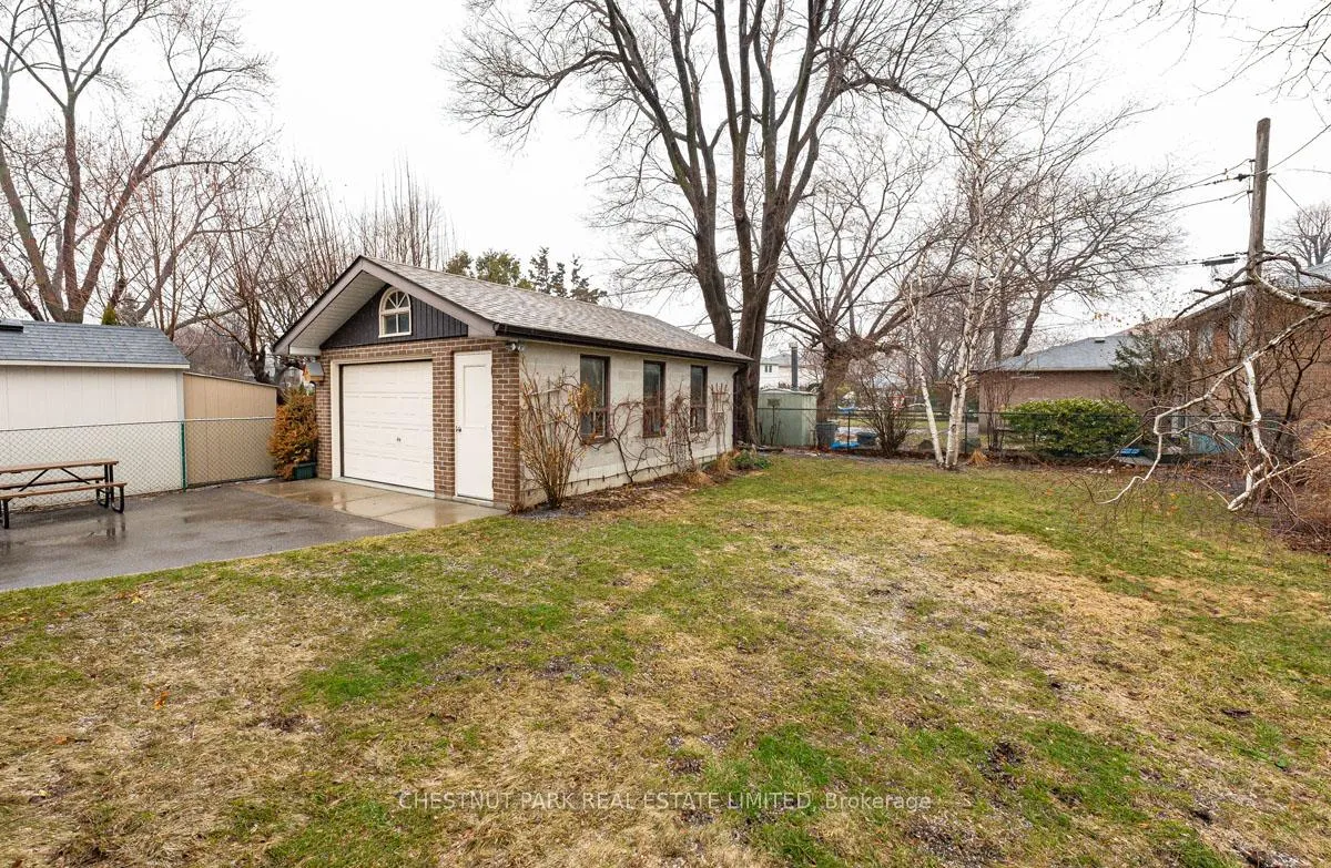 Photo 21 of 16 Vanderbrent Crescent, Etobicoke, Willowridge-Martingrove-Richview — HOMEH