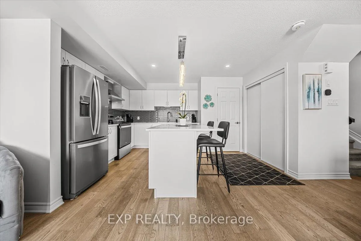 Photo 15 of 704 Lapland Private, Ottawa, Kanata - Emerald Meadows/Trailwest — HOMEH