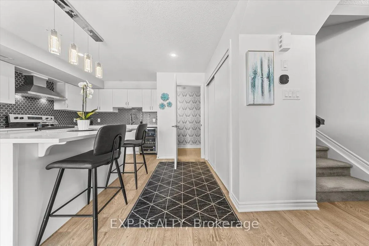 Photo 18 of 704 Lapland Private, Ottawa, Kanata - Emerald Meadows/Trailwest — HOMEH