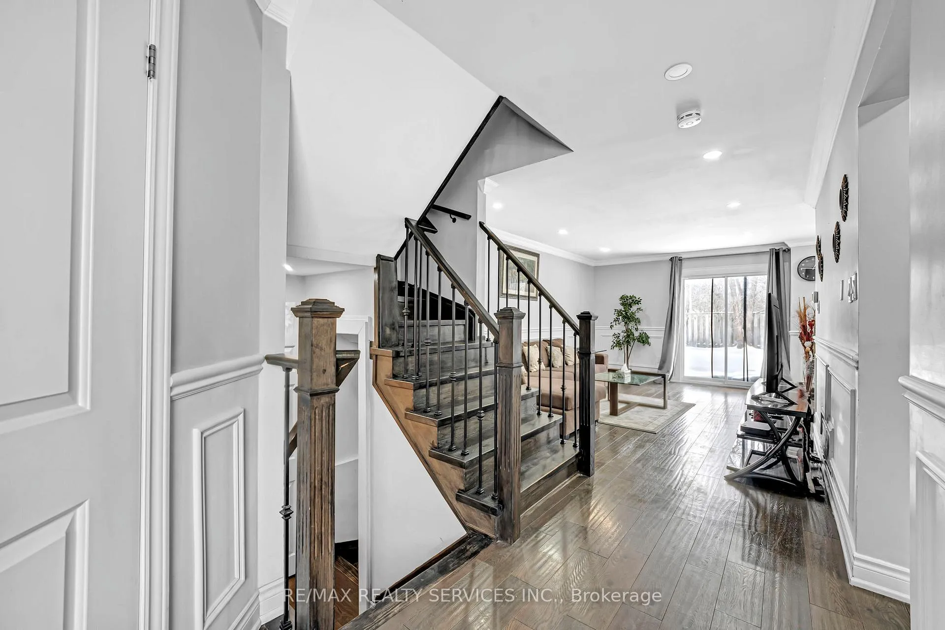 Photo 3 of 109 Millington Crescent, Ajax, Central — HOMEH