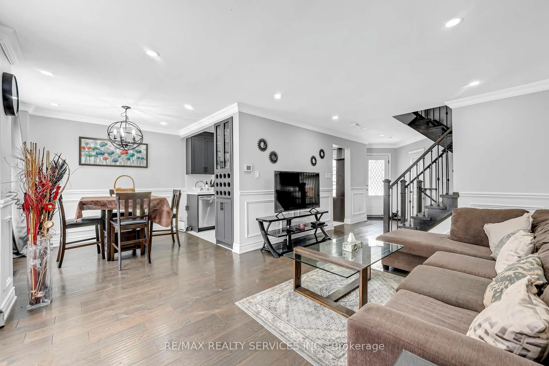 Photo 7 of 109 Millington Crescent, Ajax, Central — HOMEH