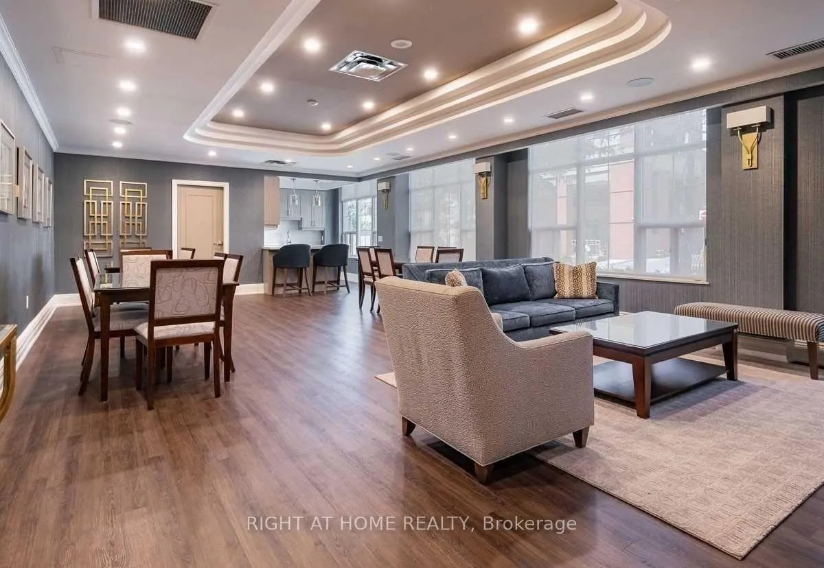 Photo 9 of Unit 1602, 35 Merton Street, Toronto, Mount Pleasant West — HOMEH