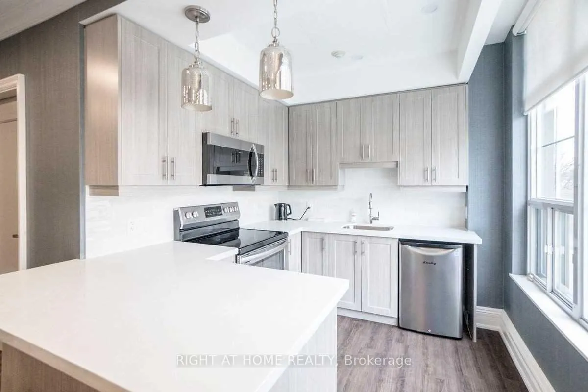 Photo 16 of Unit 1602, 35 Merton Street, Toronto, Mount Pleasant West — HOMEH