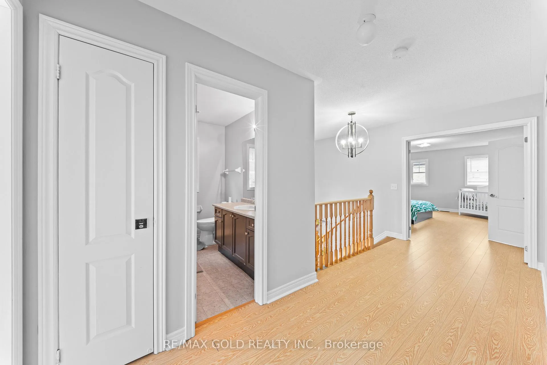 Photo 26 of 57 James Govan Drive, Whitby, Port Whitby — HOMEH