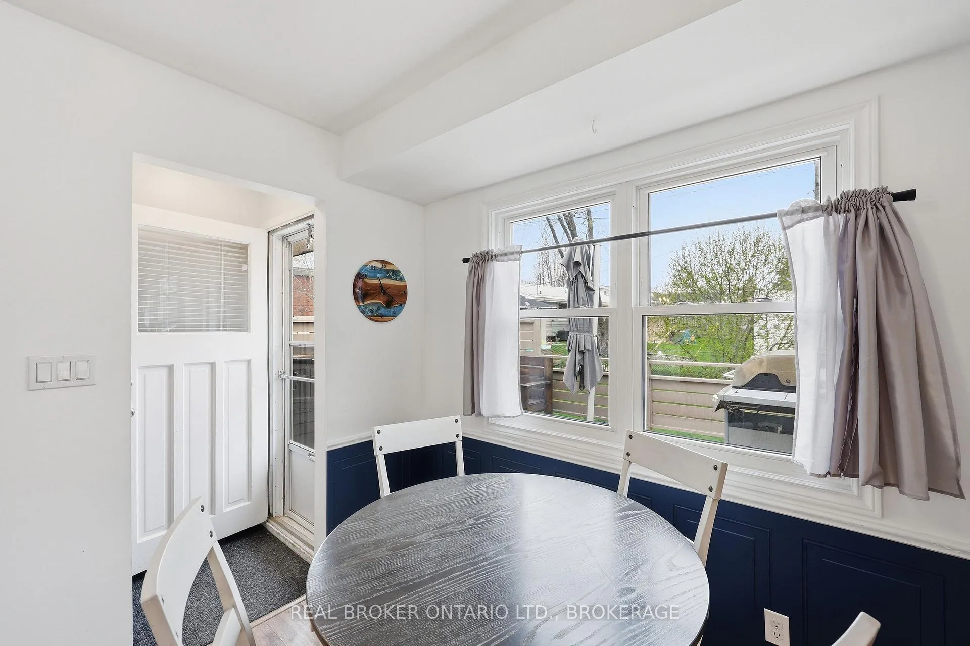 Photo 10 of 167 Manitou W Crescent, Loyalist, Amherstview — HOMEH