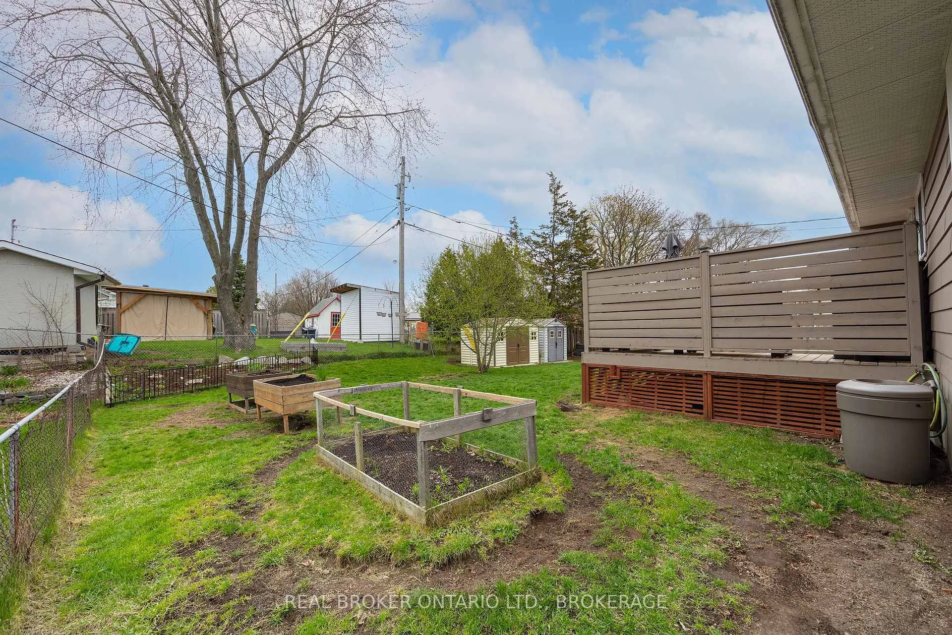 Photo 36 of 167 Manitou W Crescent, Loyalist, Amherstview — HOMEH