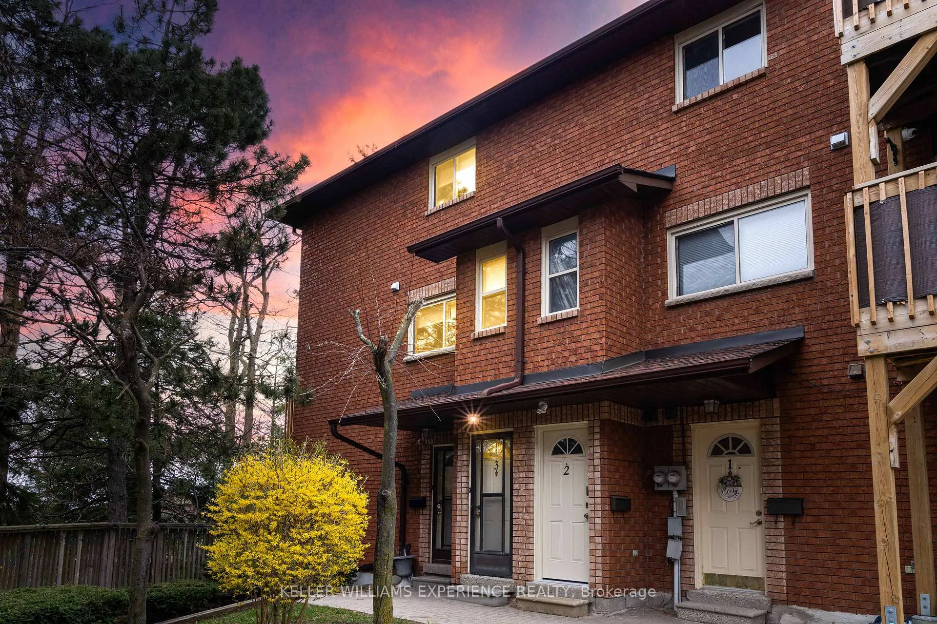 Photo 1 of Unit 3, 1104 Loggers Run, Barrie, Ardagh — HOMEH