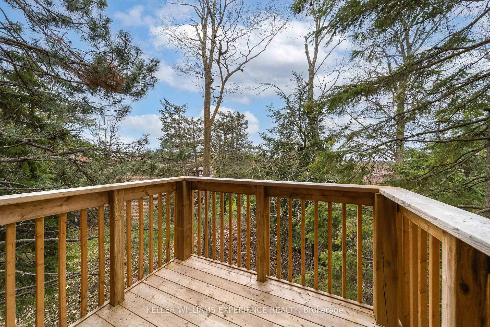 Photo 11 of Unit 3, 1104 Loggers Run, Barrie, Ardagh — HOMEH
