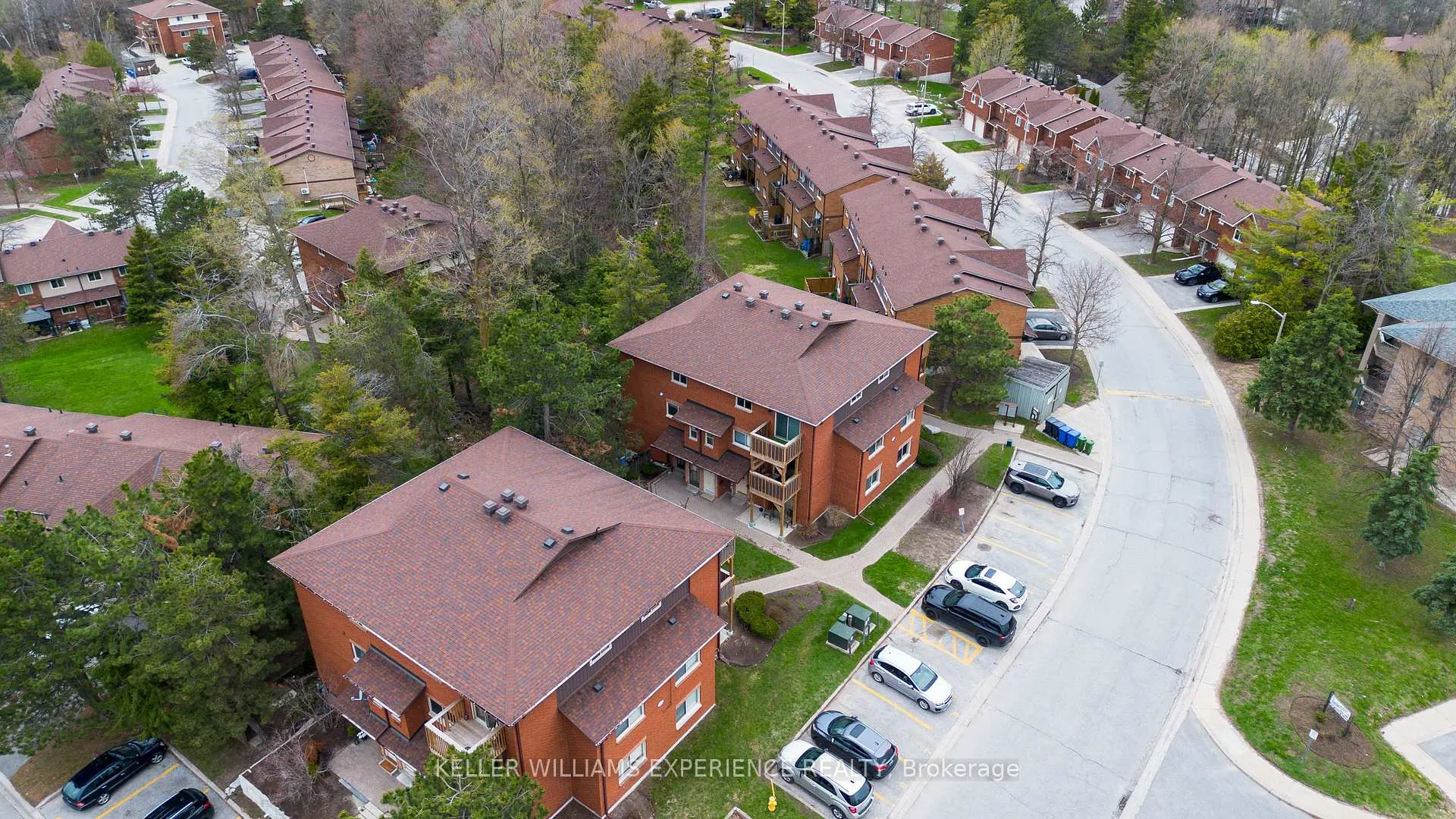 Photo 20 of Unit 3, 1104 Loggers Run, Barrie, Ardagh — HOMEH
