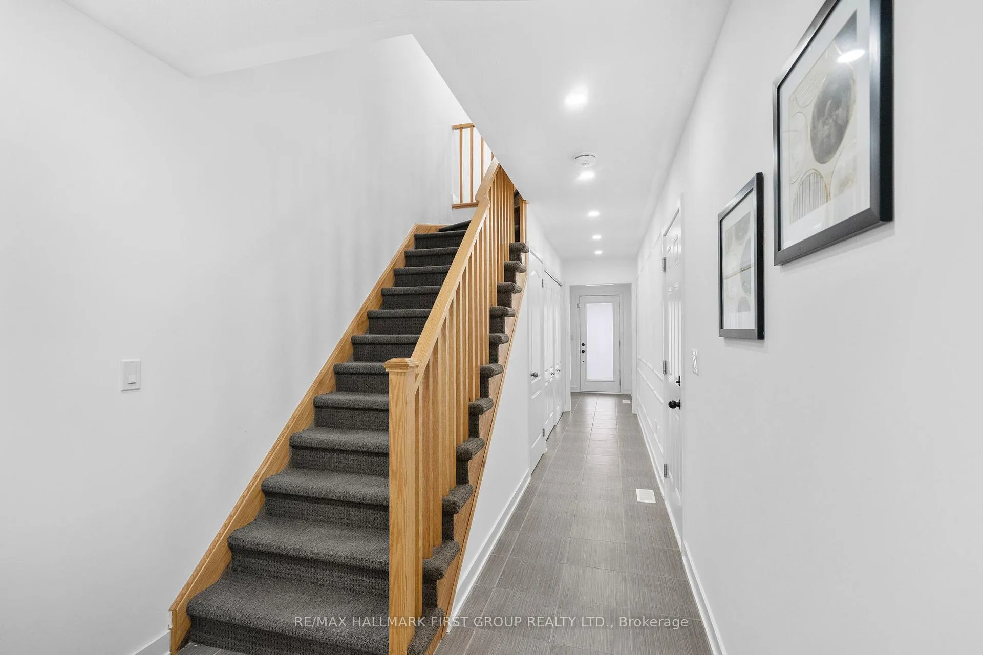 Photo 6 of 990 Kicking Horse Path, Oshawa, McLaughlin — HOMEH