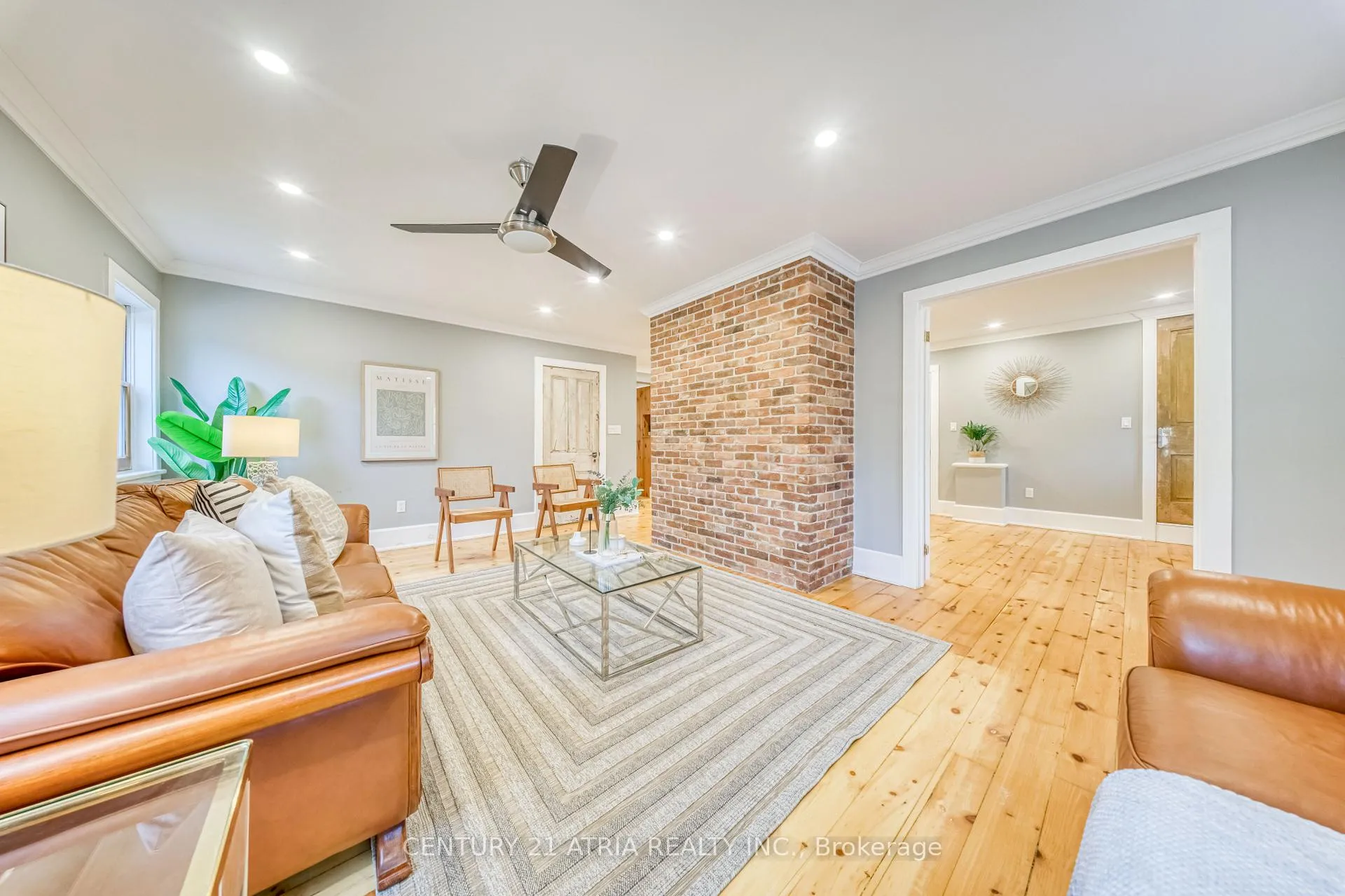 Photo 5 of 101 Clark Avenue, Markham, Thornhill — HOMEH
