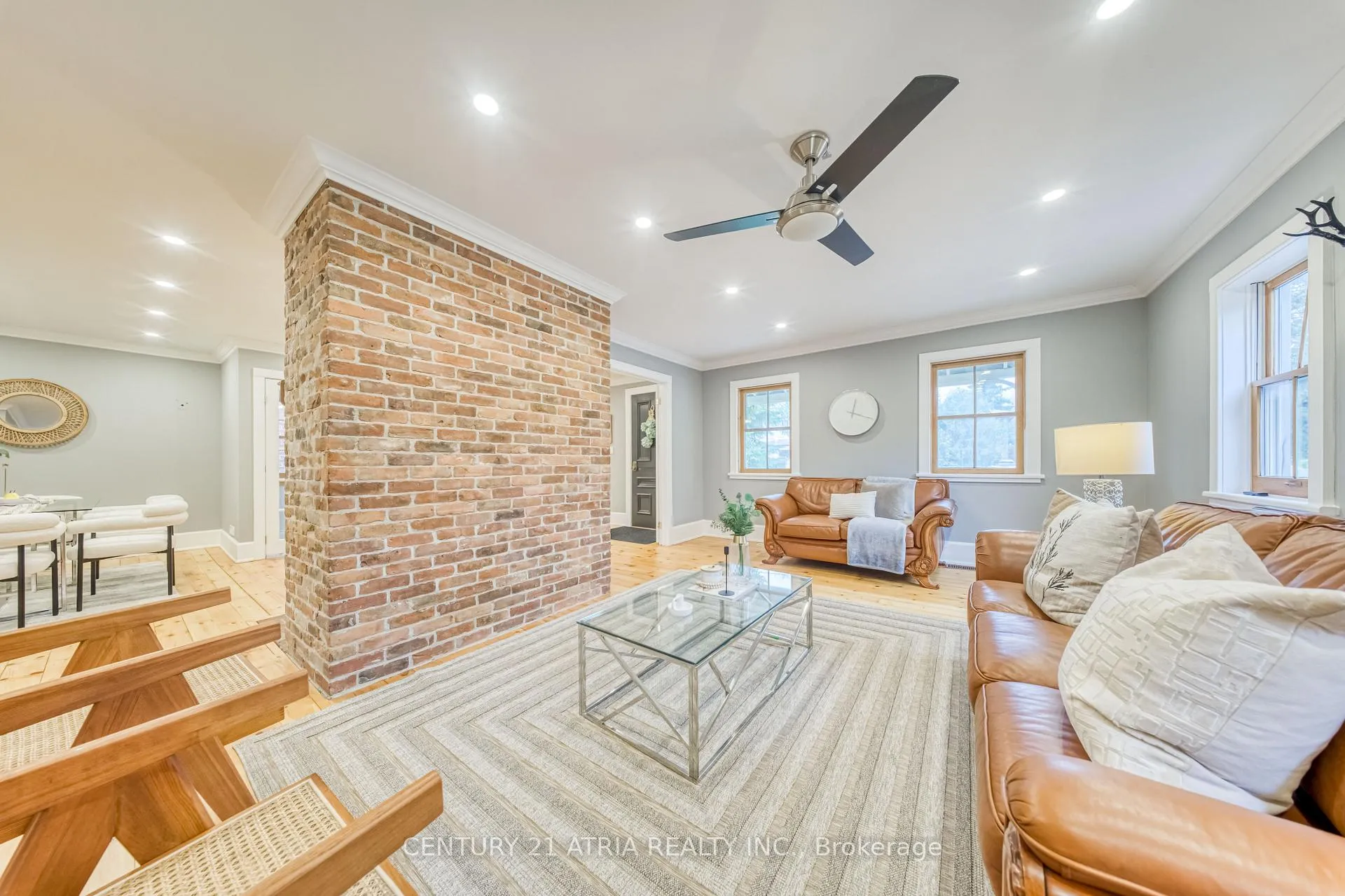 Photo 6 of 101 Clark Avenue, Markham, Thornhill — HOMEH