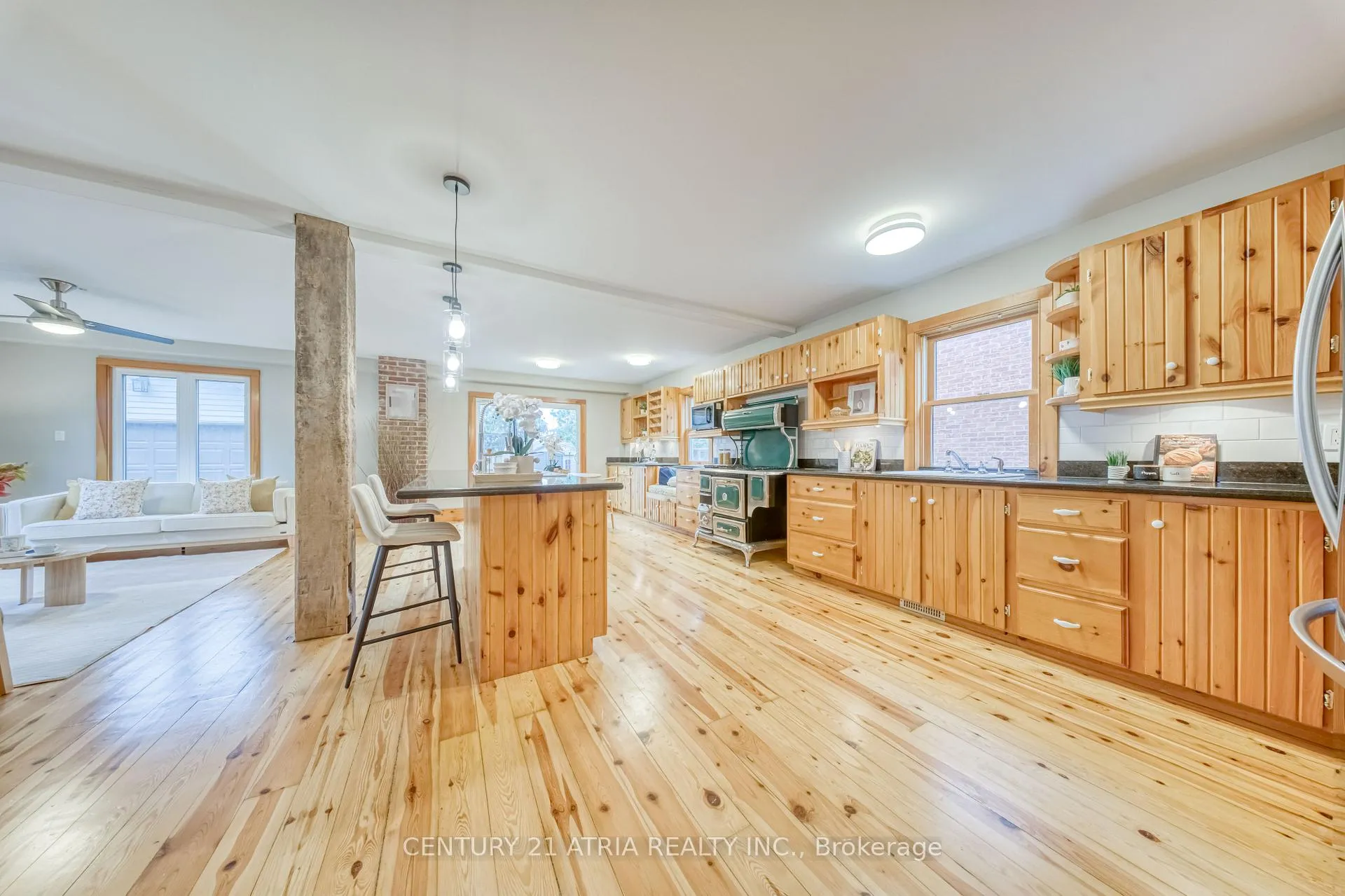Photo 8 of 101 Clark Avenue, Markham, Thornhill — HOMEH