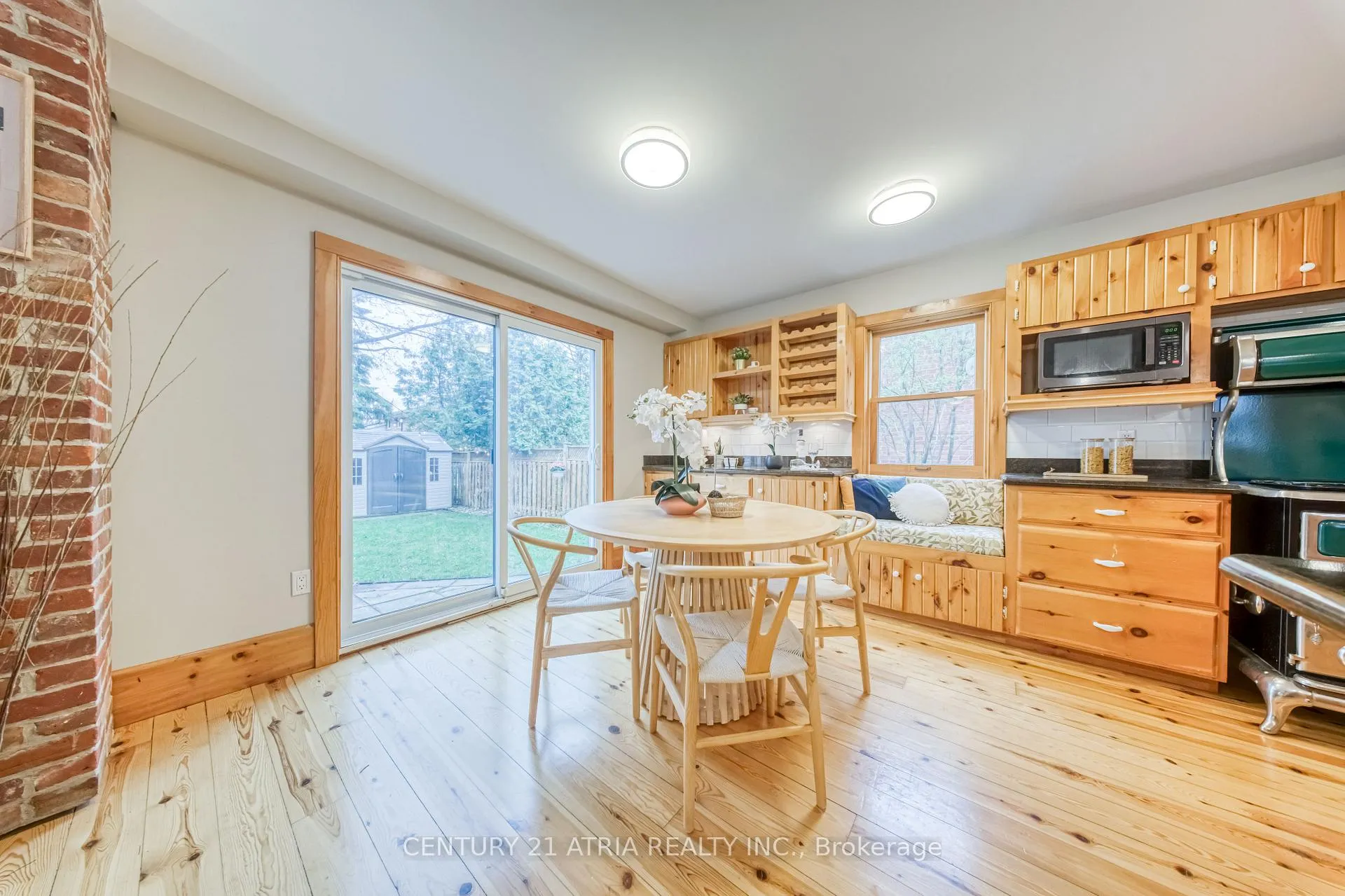 Photo 11 of 101 Clark Avenue, Markham, Thornhill — HOMEH