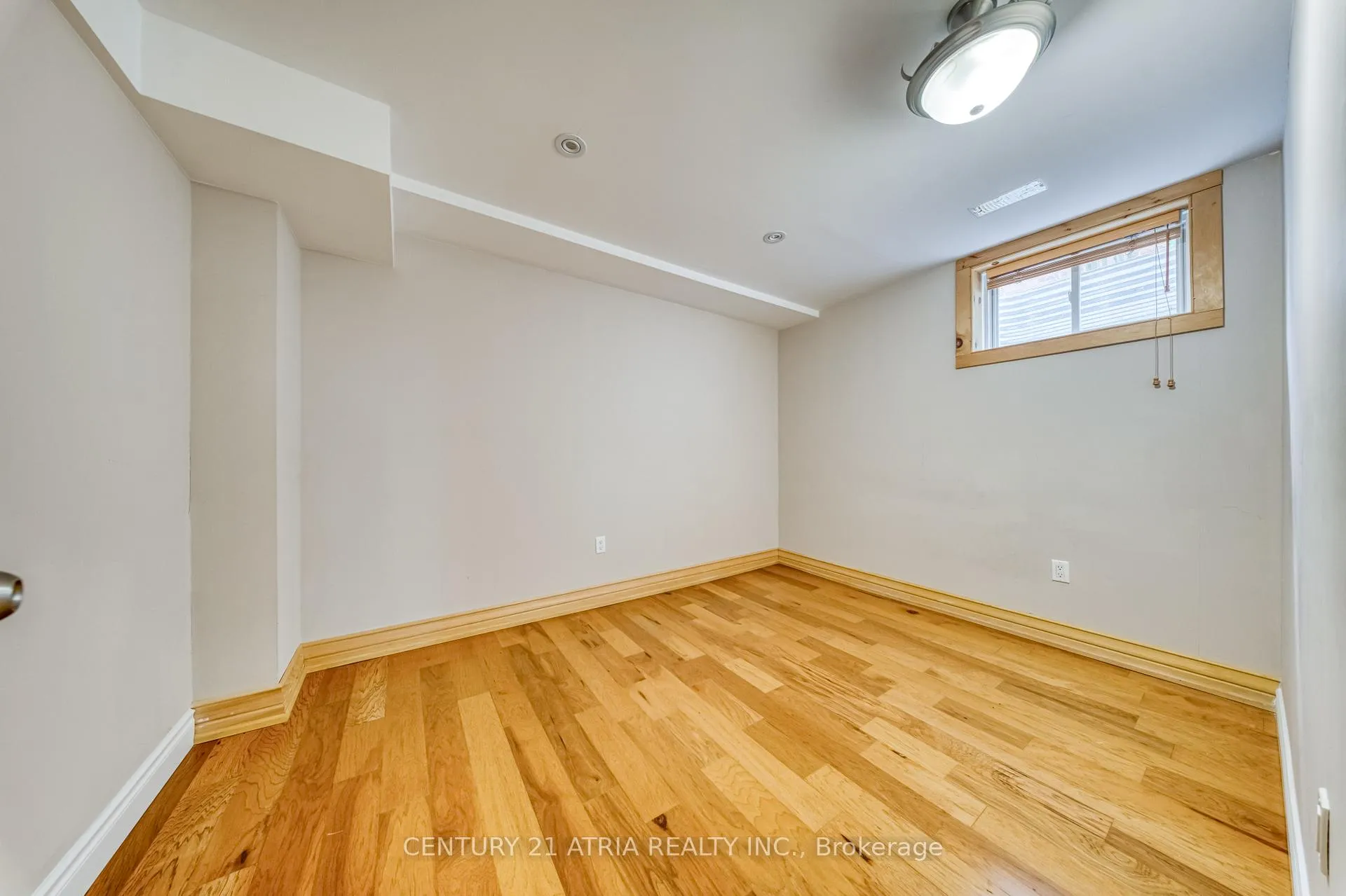 Photo 34 of 101 Clark Avenue, Markham, Thornhill — HOMEH