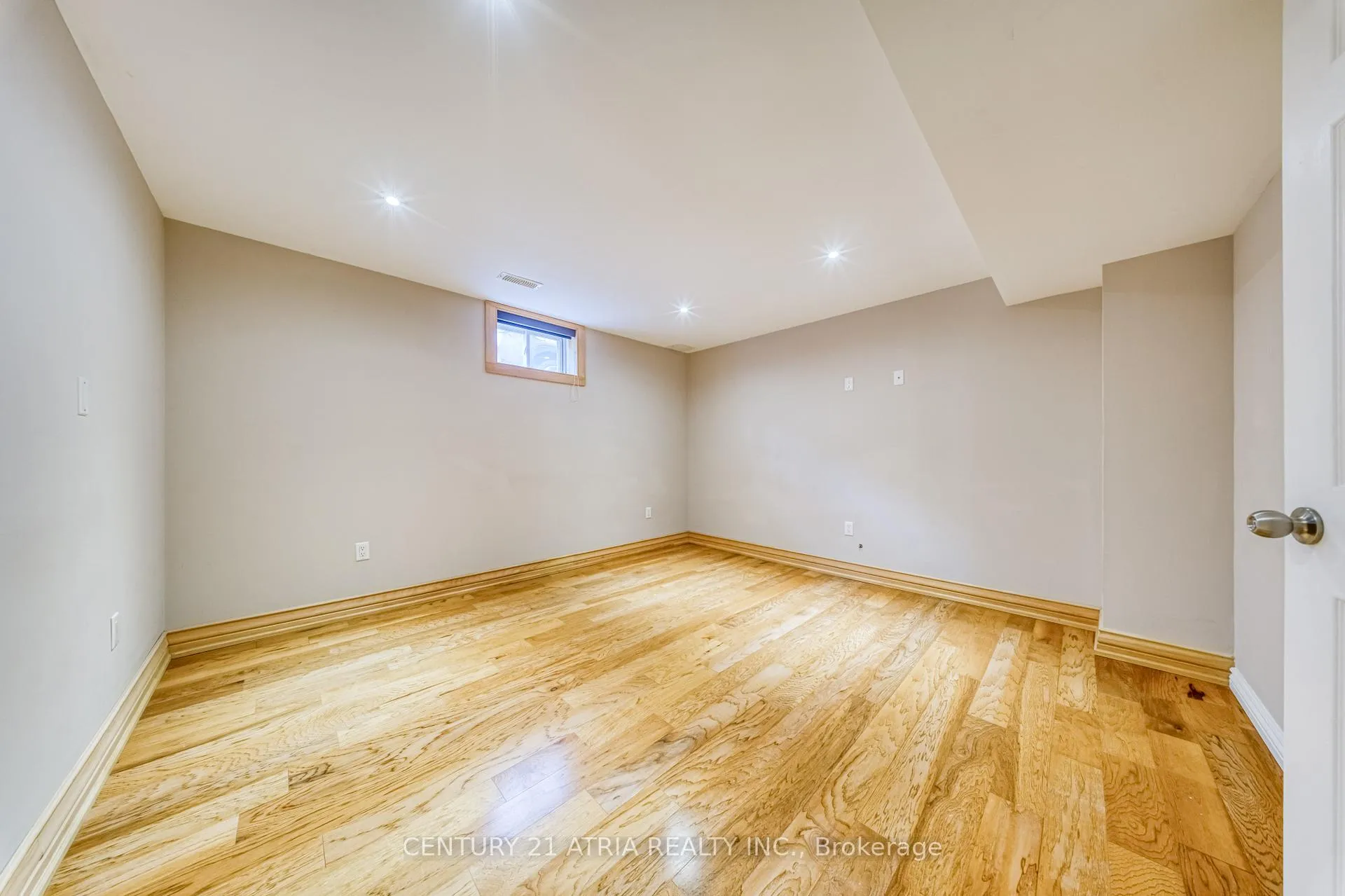 Photo 35 of 101 Clark Avenue, Markham, Thornhill — HOMEH