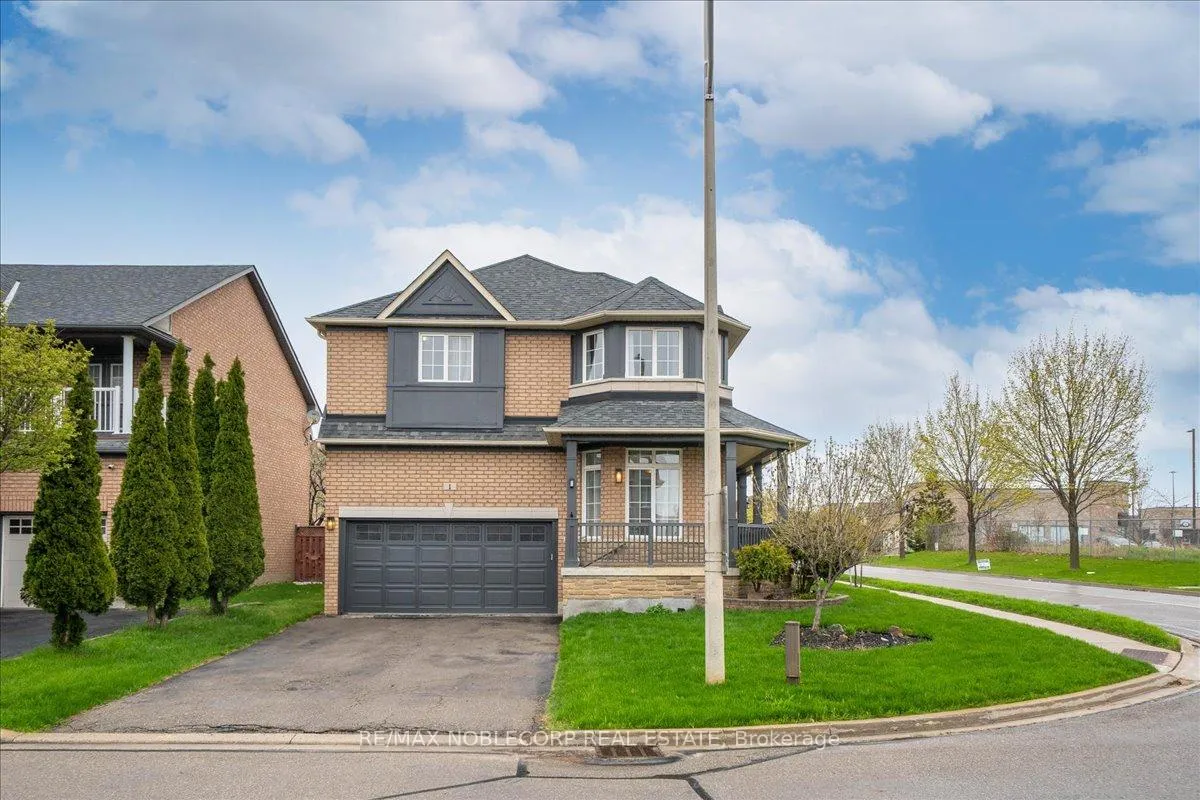 Photo 4 of 1 Plover Heights, Vaughan, Vellore Village — HOMEH