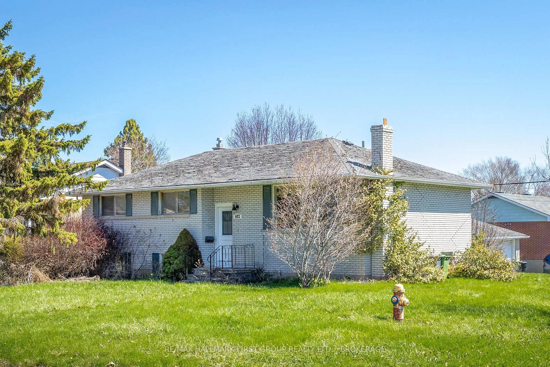 Photo 1 of 402 Parkview Drive, Kingston, City Southwest — HOMEH