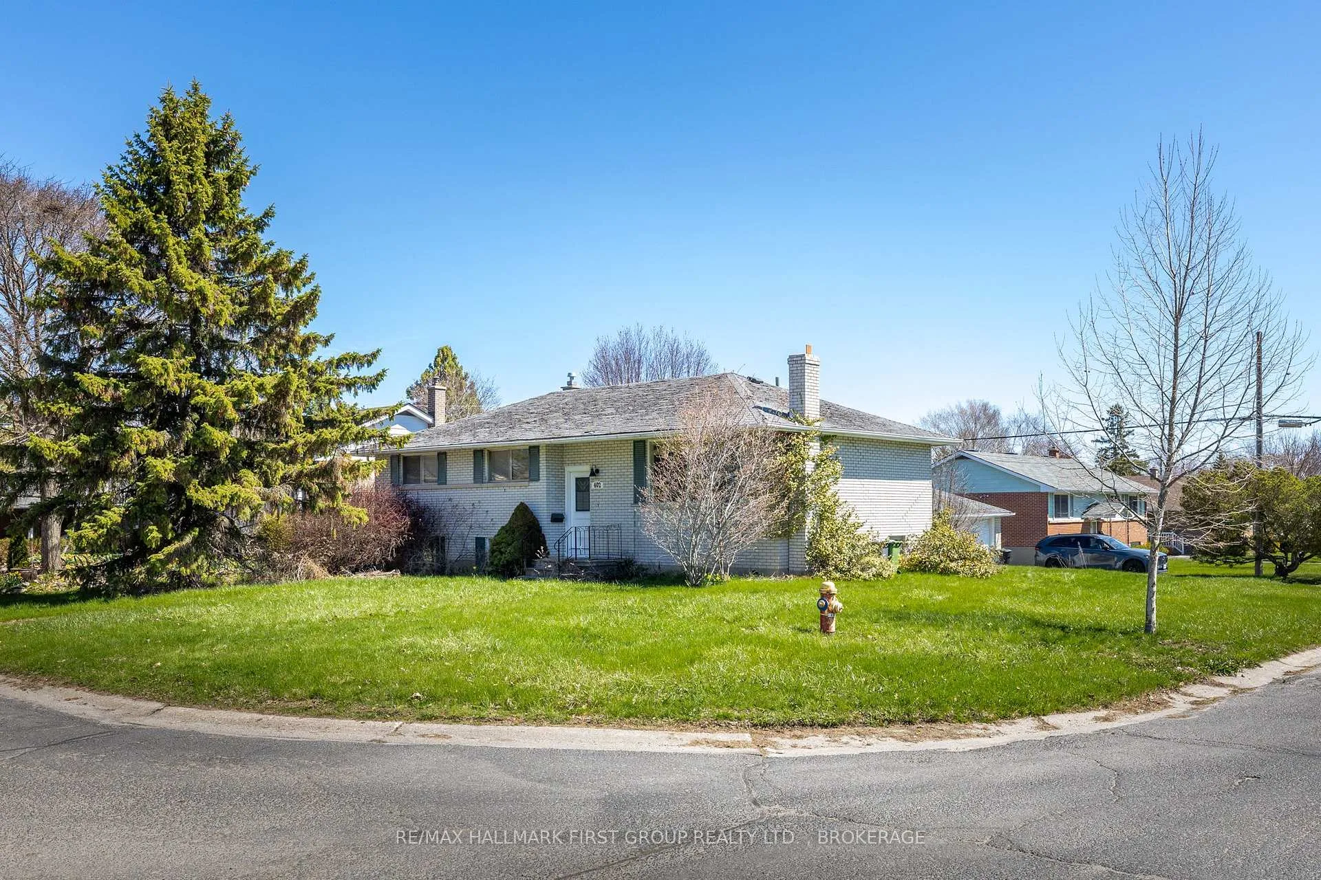 Photo 6 of 402 Parkview Drive, Kingston, City Southwest — HOMEH