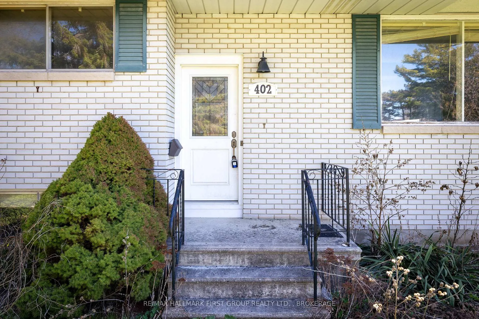 Photo 14 of 402 Parkview Drive, Kingston, City Southwest — HOMEH