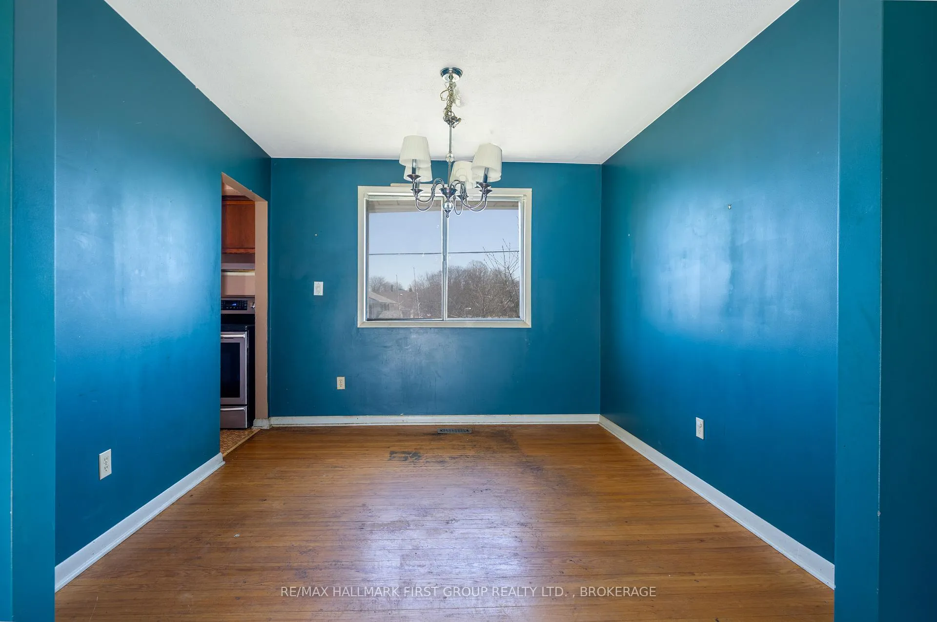 Photo 18 of 402 Parkview Drive, Kingston, City Southwest — HOMEH