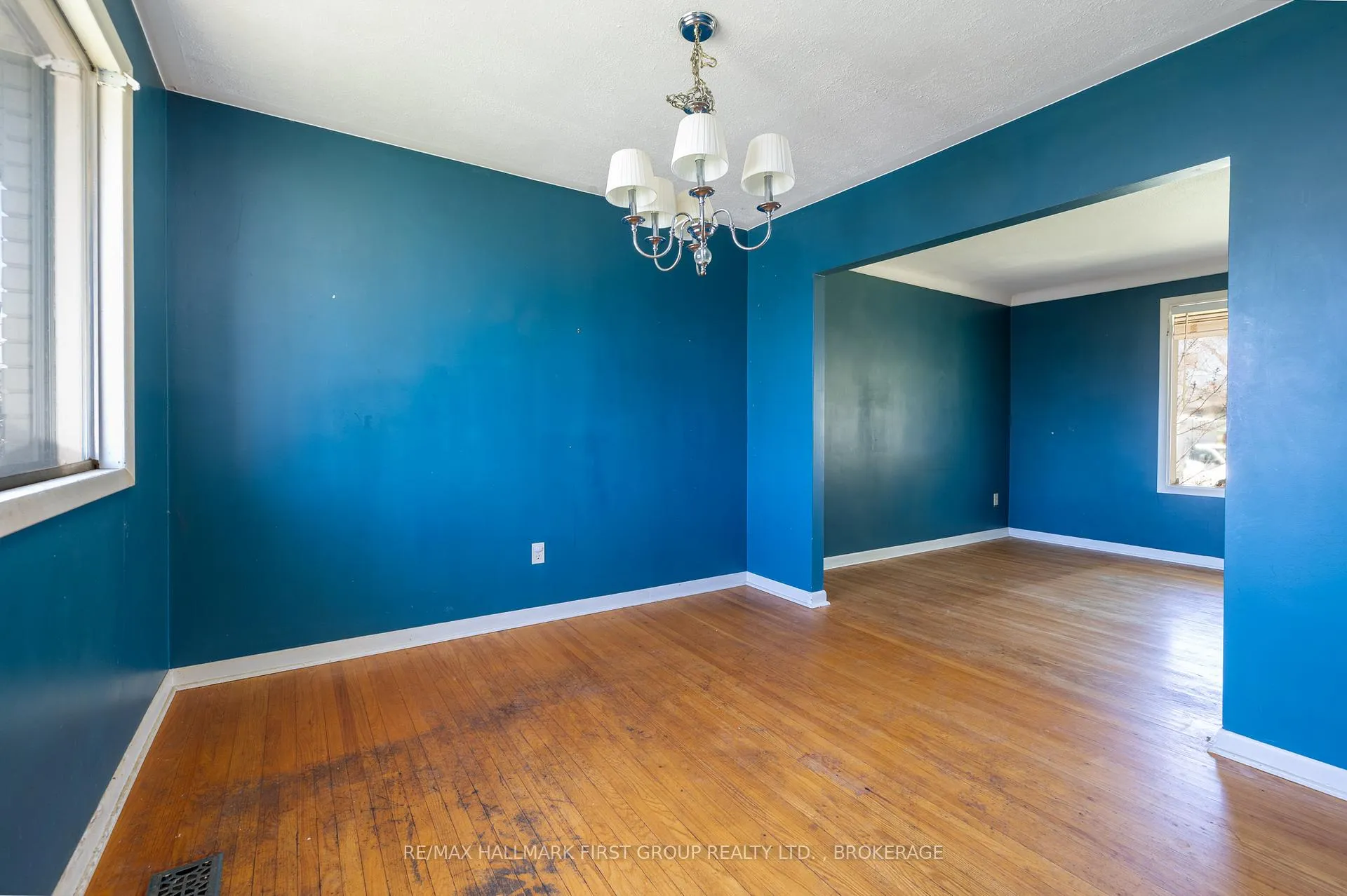 Photo 19 of 402 Parkview Drive, Kingston, City Southwest — HOMEH