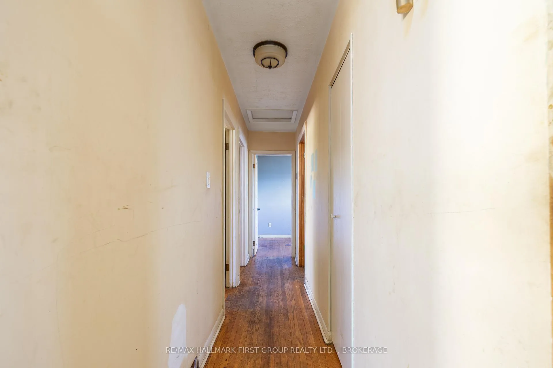 Photo 23 of 402 Parkview Drive, Kingston, City Southwest — HOMEH