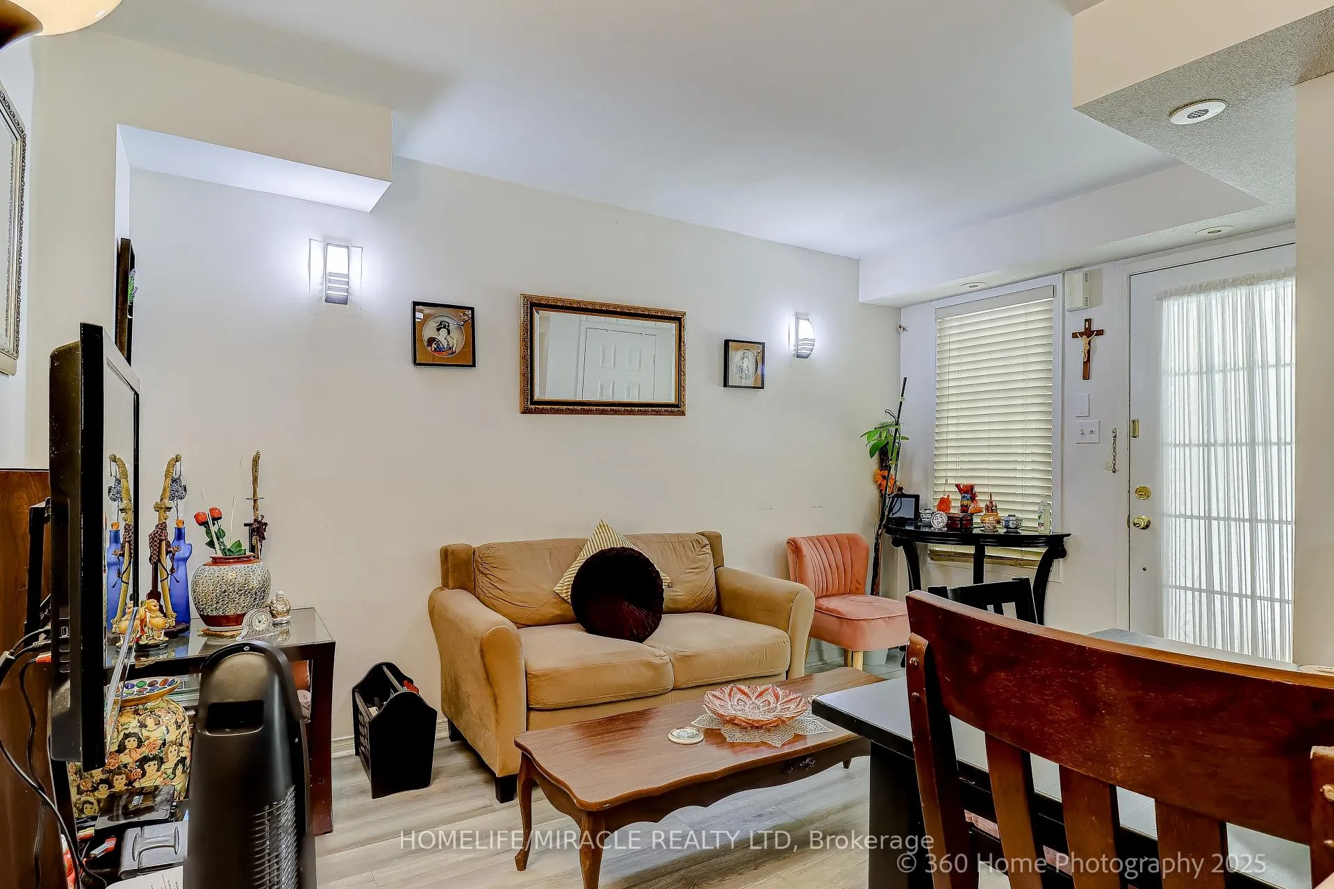 Photo 11 of Unit 35, 42 Pinery Trail, Scarborough, Malvern — HOMEH