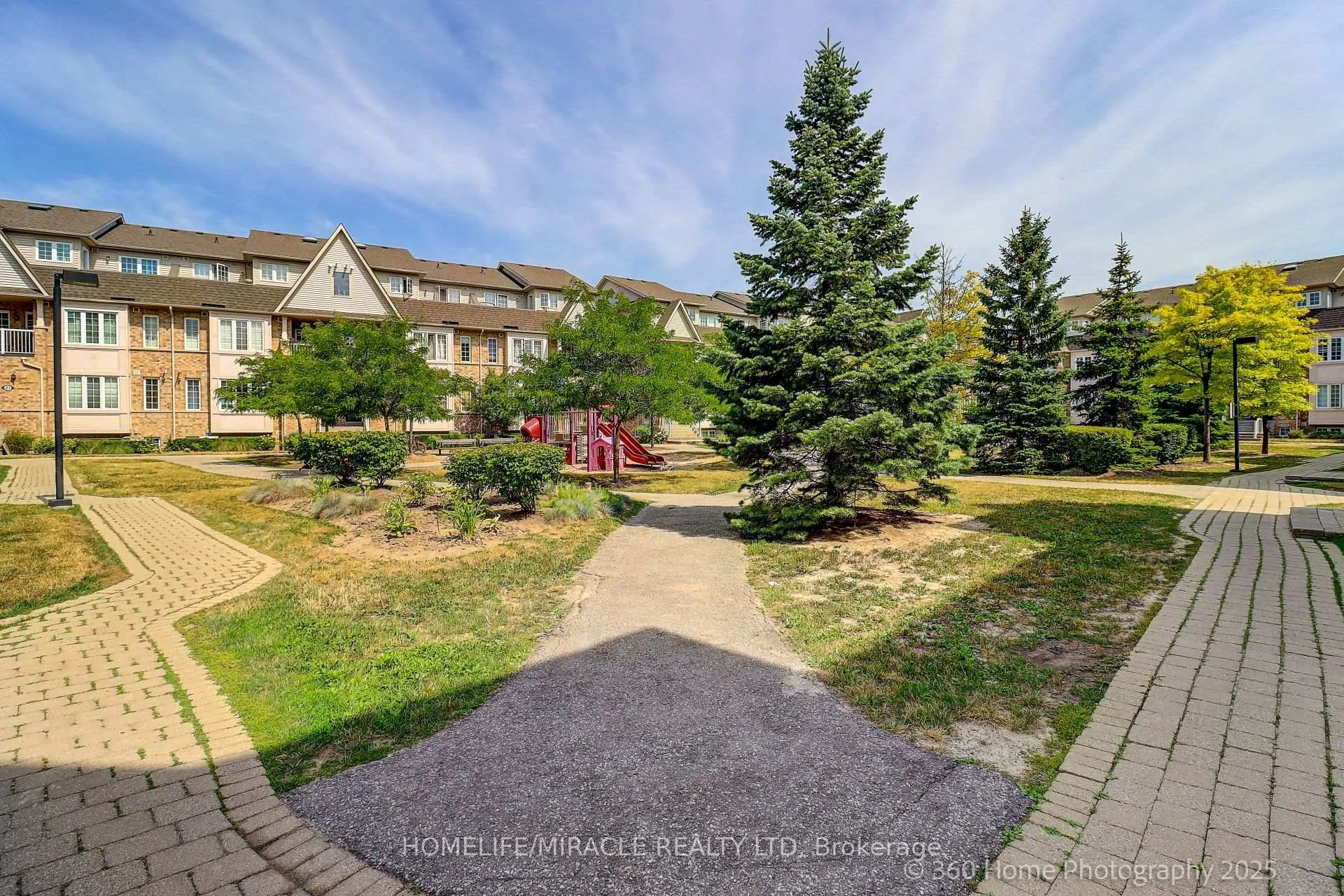 Photo 23 of Unit 35, 42 Pinery Trail, Scarborough, Malvern — HOMEH